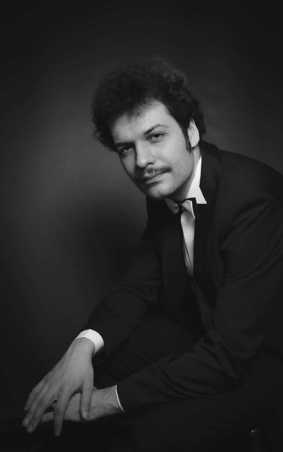 Роман Мартынов